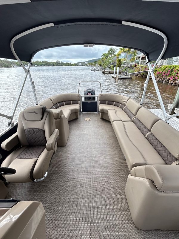2021 Bennington 25" SX Pontoon Boat - Image 6