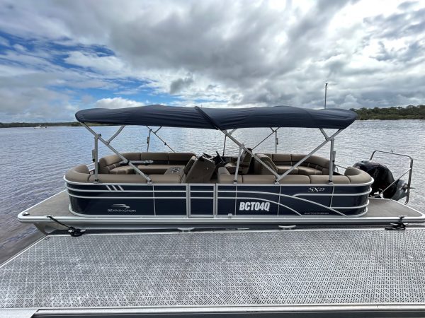 2021 Bennington 25" SX Pontoon Boat